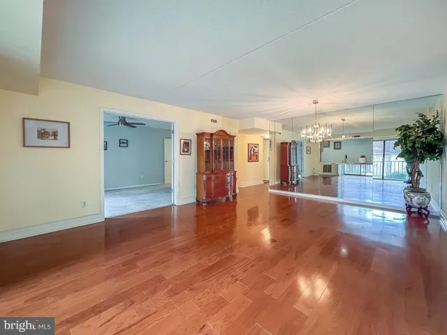 $269,900 | 6204 Delaire Landing Road, Unit 204, Philadelphia, PA 19114