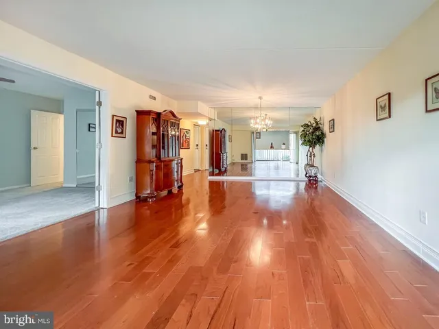 $269,900 | 6204 Delaire Landing Road, Unit 204, Philadelphia, PA 19114