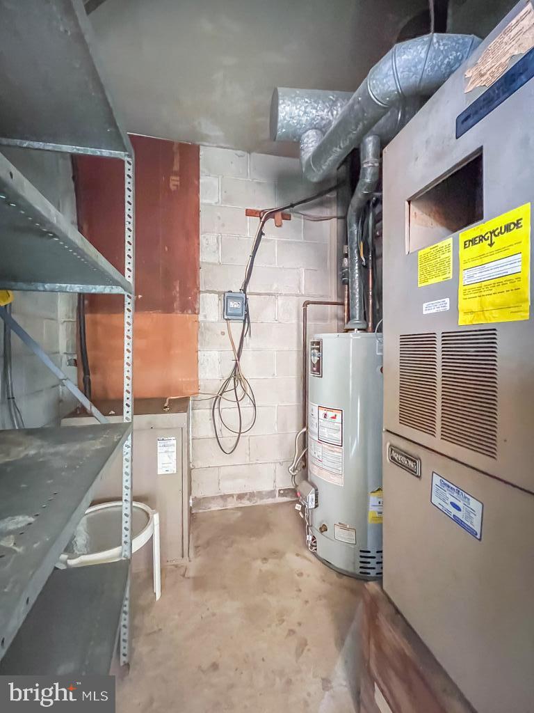 6204 Delaire Landing Road, Unit 204 Philadelphia, PA 19114 - Photo 31 of 40 a view of utility room