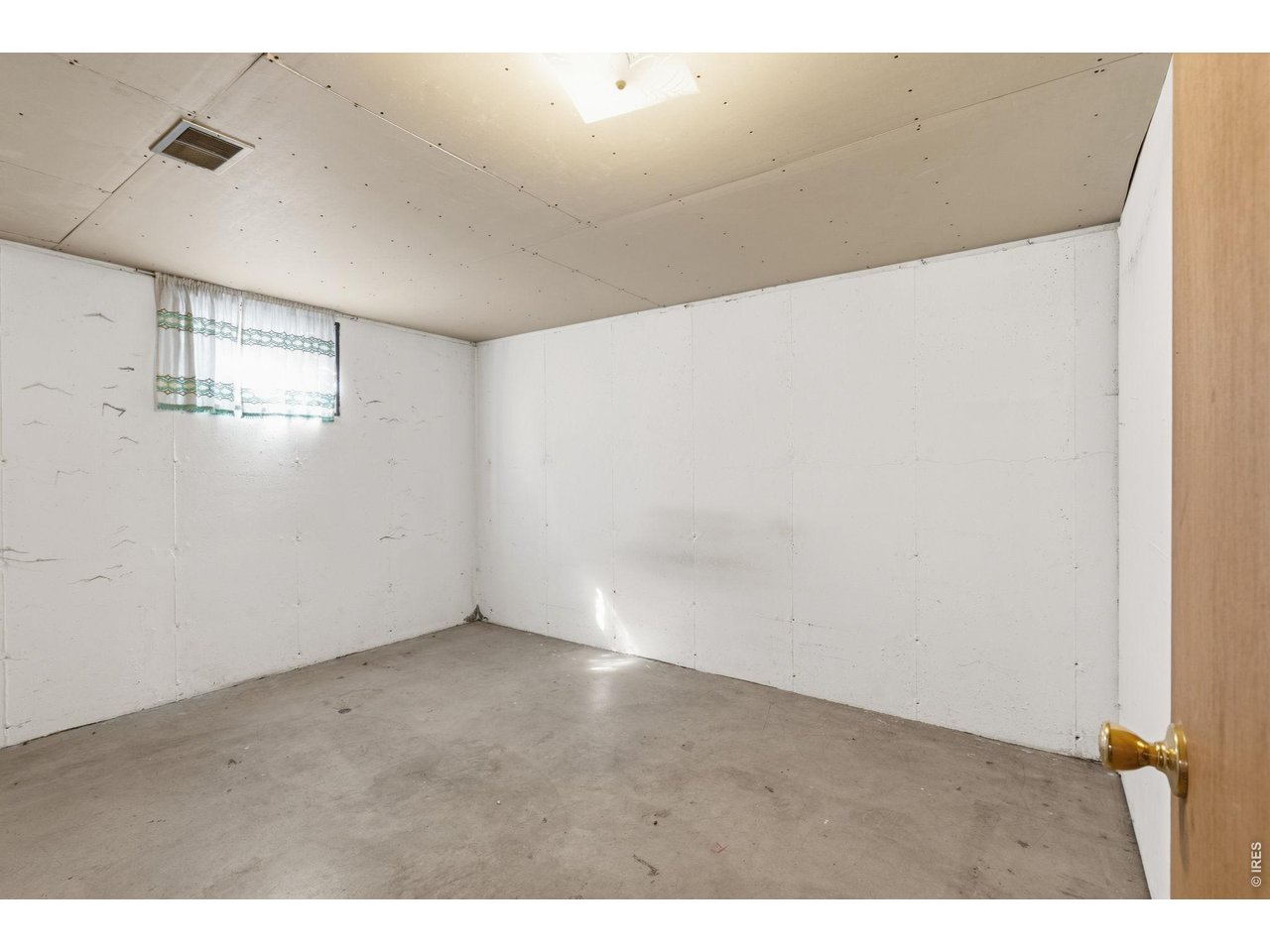 1041 Montview Road Fort Collins, CO 80521 - Photo 34 of 42