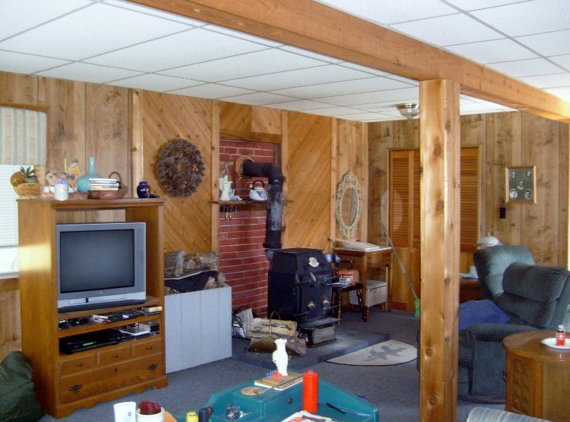 335 West Sharon Road Southeast Fife Lake, MI 49633 - Photo 30 of 99 1874973-29.JPG