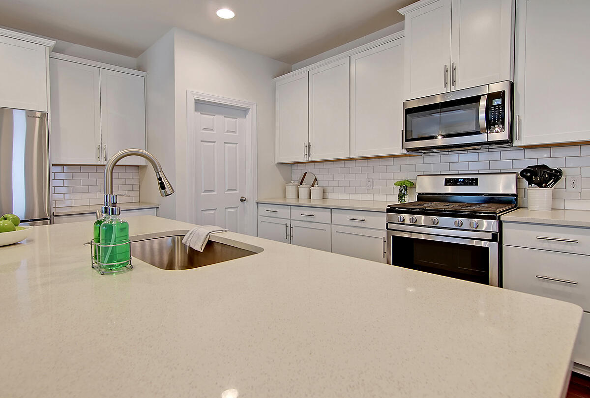 1555 Roustabout Way Charleston, SC 29414 - Photo 14 of 47 CREM_1555 Roustabout Way_030