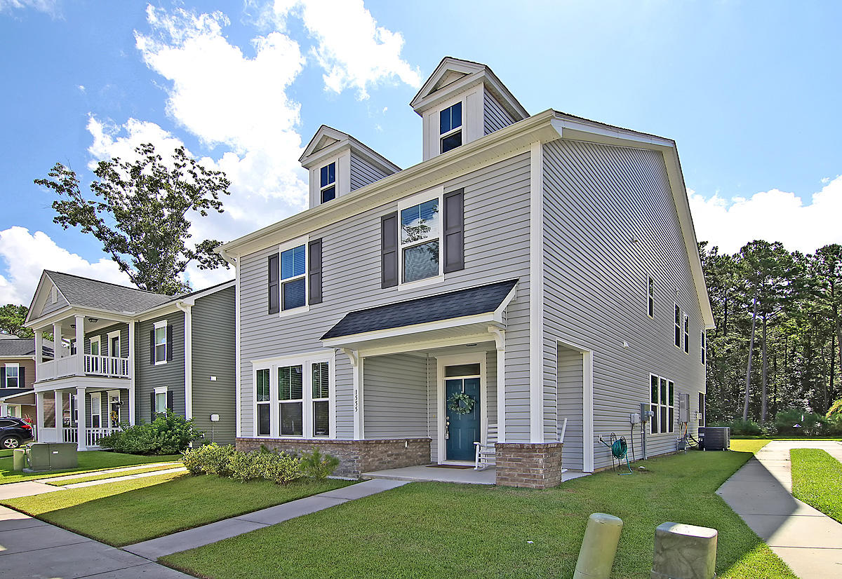 1555 Roustabout Way Charleston, SC 29414 - Photo 3 of 47 CREM_1555 Roustabout Way_039