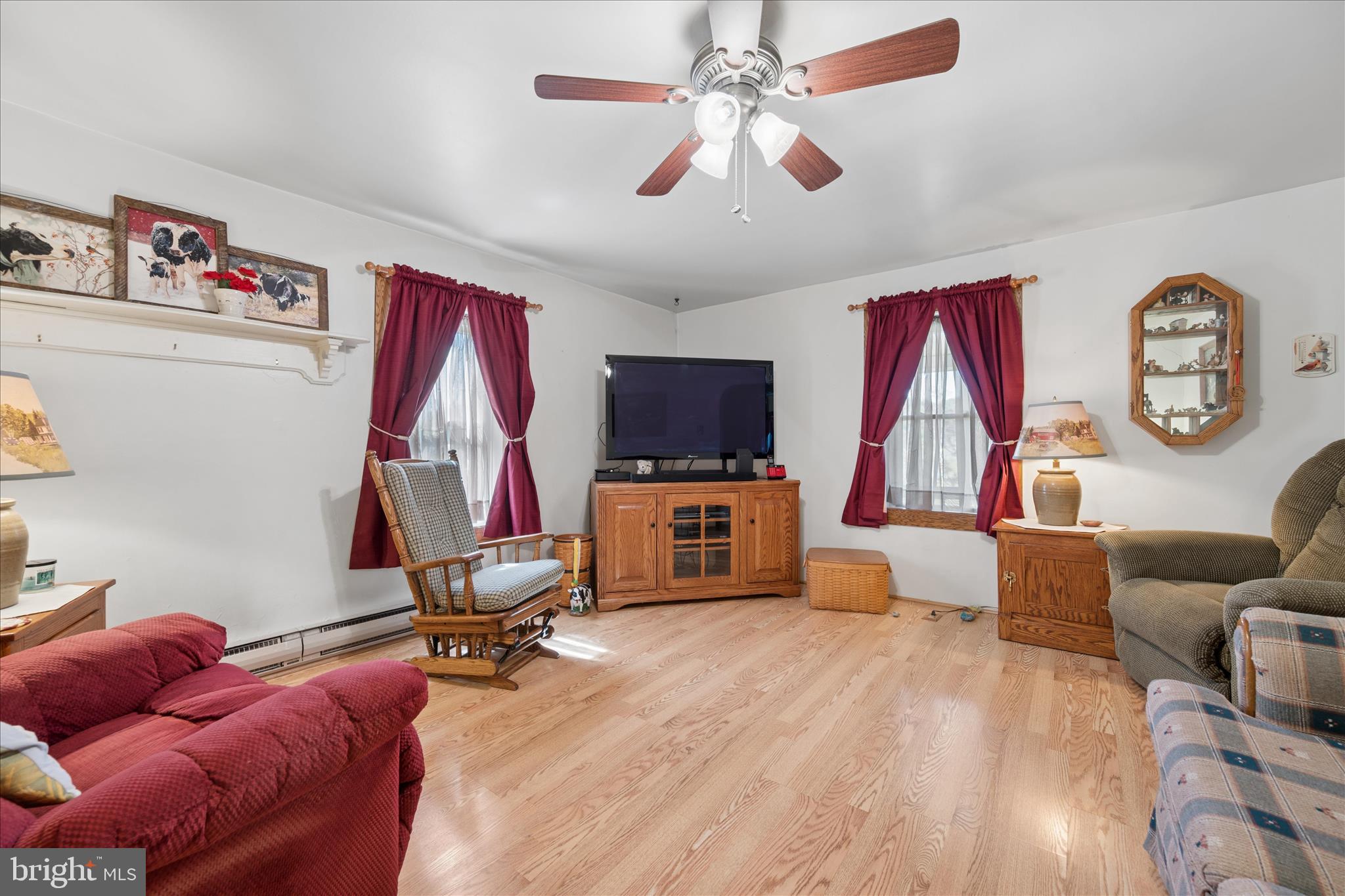 10701 Bennie Duncan Road Walkersville, MD 21793 - Photo 3 of 61 Living Room