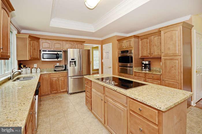 1001 Peachtree Road Fallston, MD 21047 - Photo 6 of 30 Kitchen