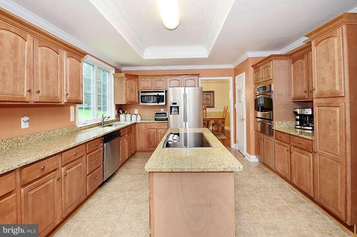 1001 Peachtree Road Fallston, MD 21047 - Photo 10 of 30 Kitchen