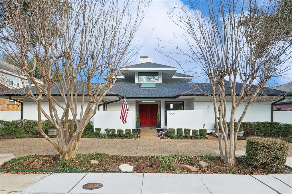 7015 Chevy Chase Avenue Dallas, TX 75225 - Photo 1 of 1 View of front of property