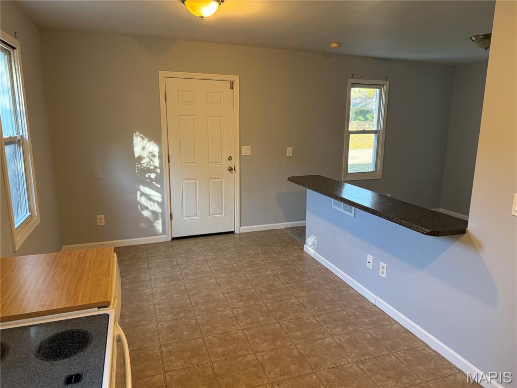 2723 Walter Street Godfrey, IL 62035 - Photo 4 of 33