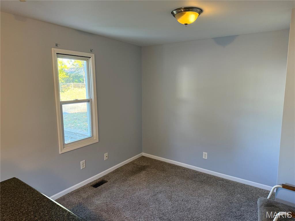 2723 Walter Street Godfrey, IL 62035 - Photo 5 of 33