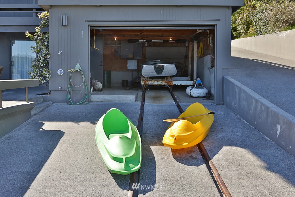 5177 South Bercot Road Freeland, WA 98249 - Photo 23 of 25 Gallery Image 23