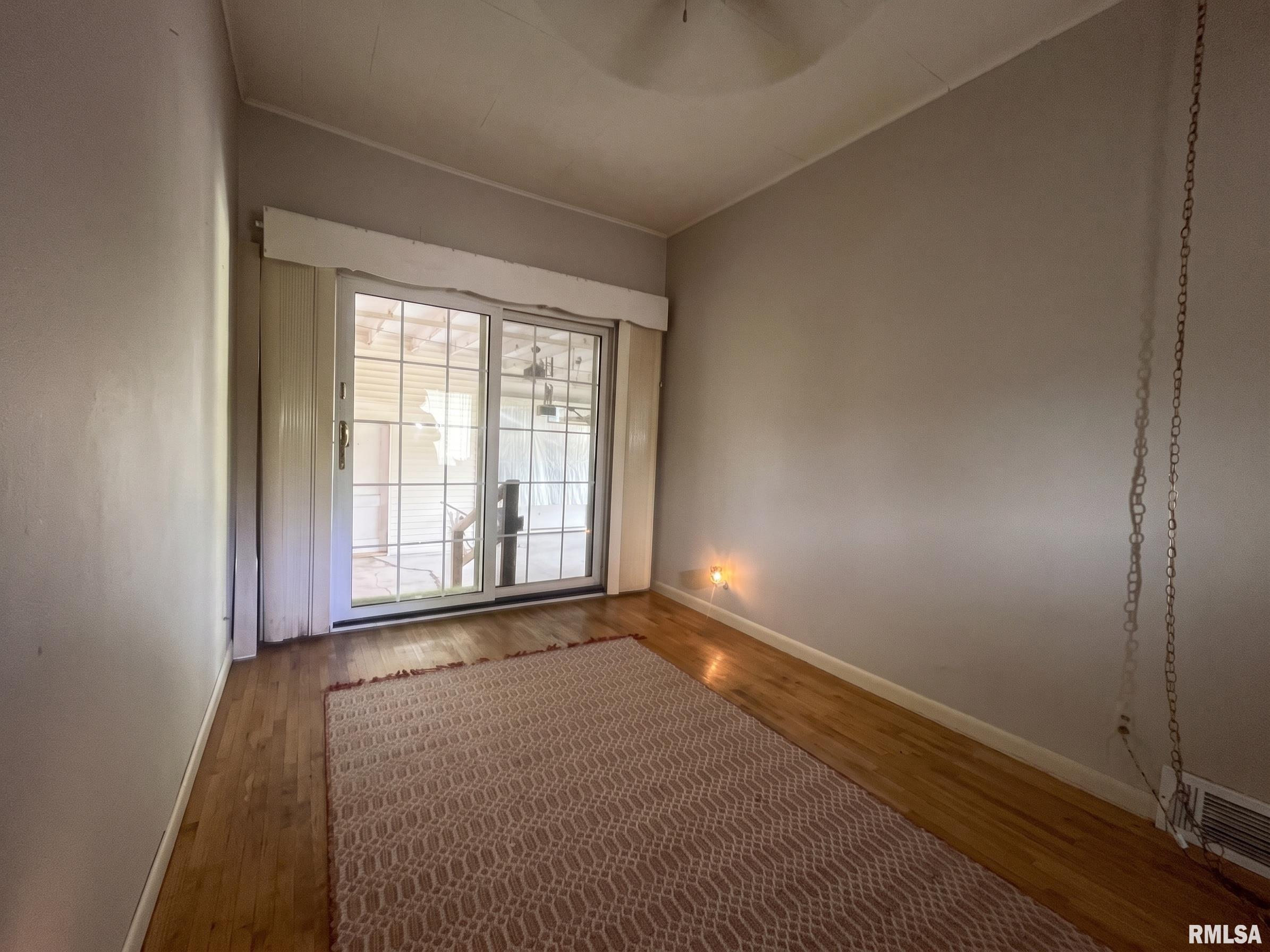 1850 Laurel Street Hamilton, IL 62341 - Photo 13 of 29 Gallery Image 13