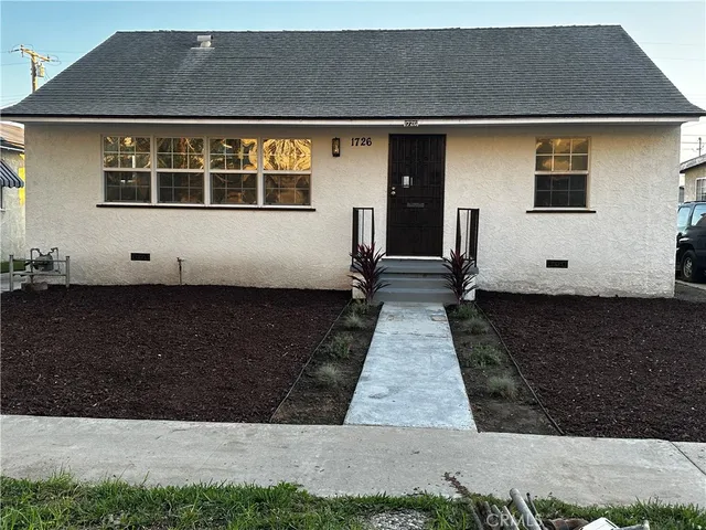 $689,900 | 1726 East 122nd Street, Los Angeles, CA 90059