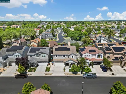 $929,000 | 163 Canary Creek Way, Brentwood, CA 94513