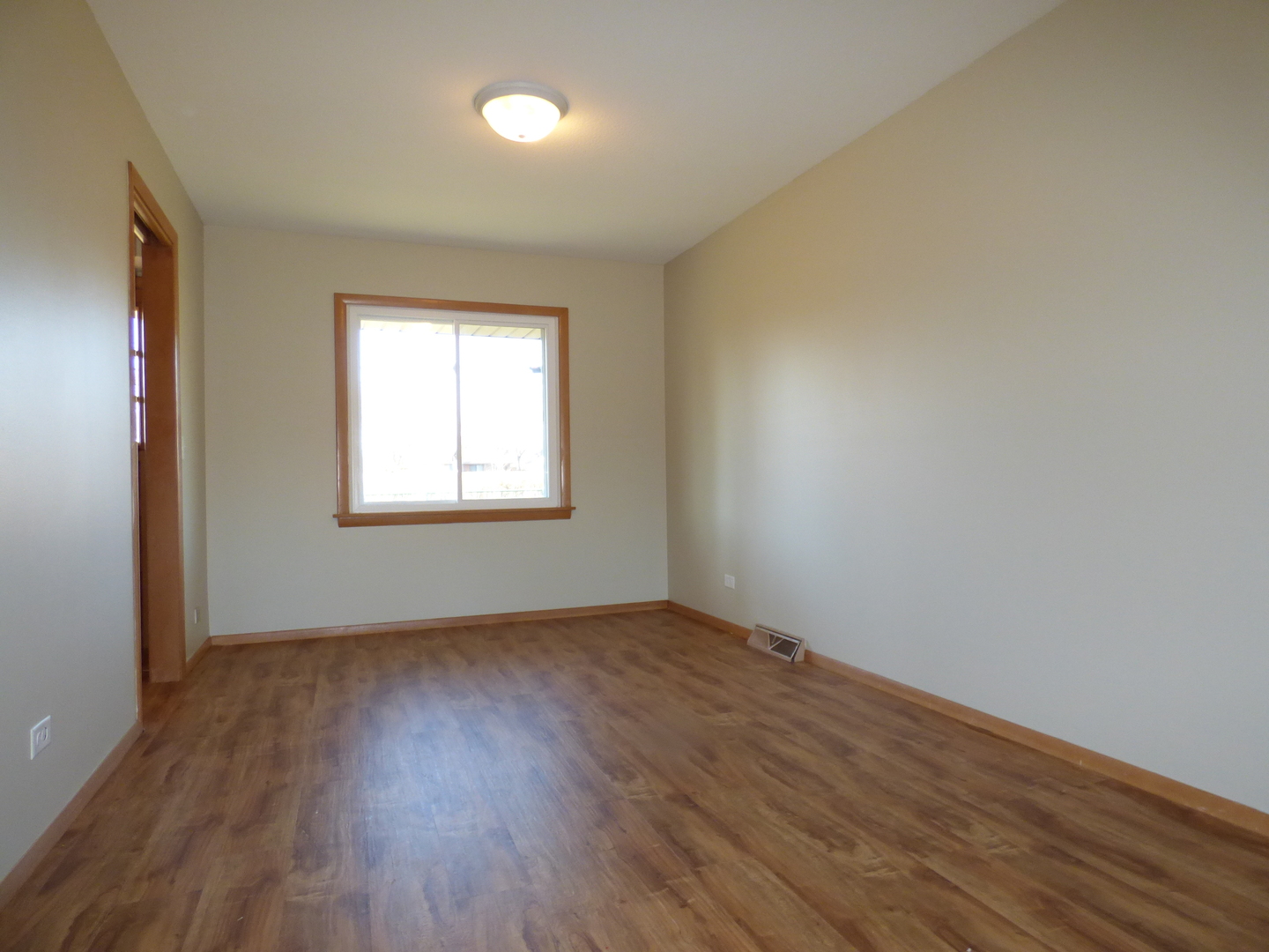 206 North Deneen Lane Mount Prospect, IL 60056 - Photo 3 of 15