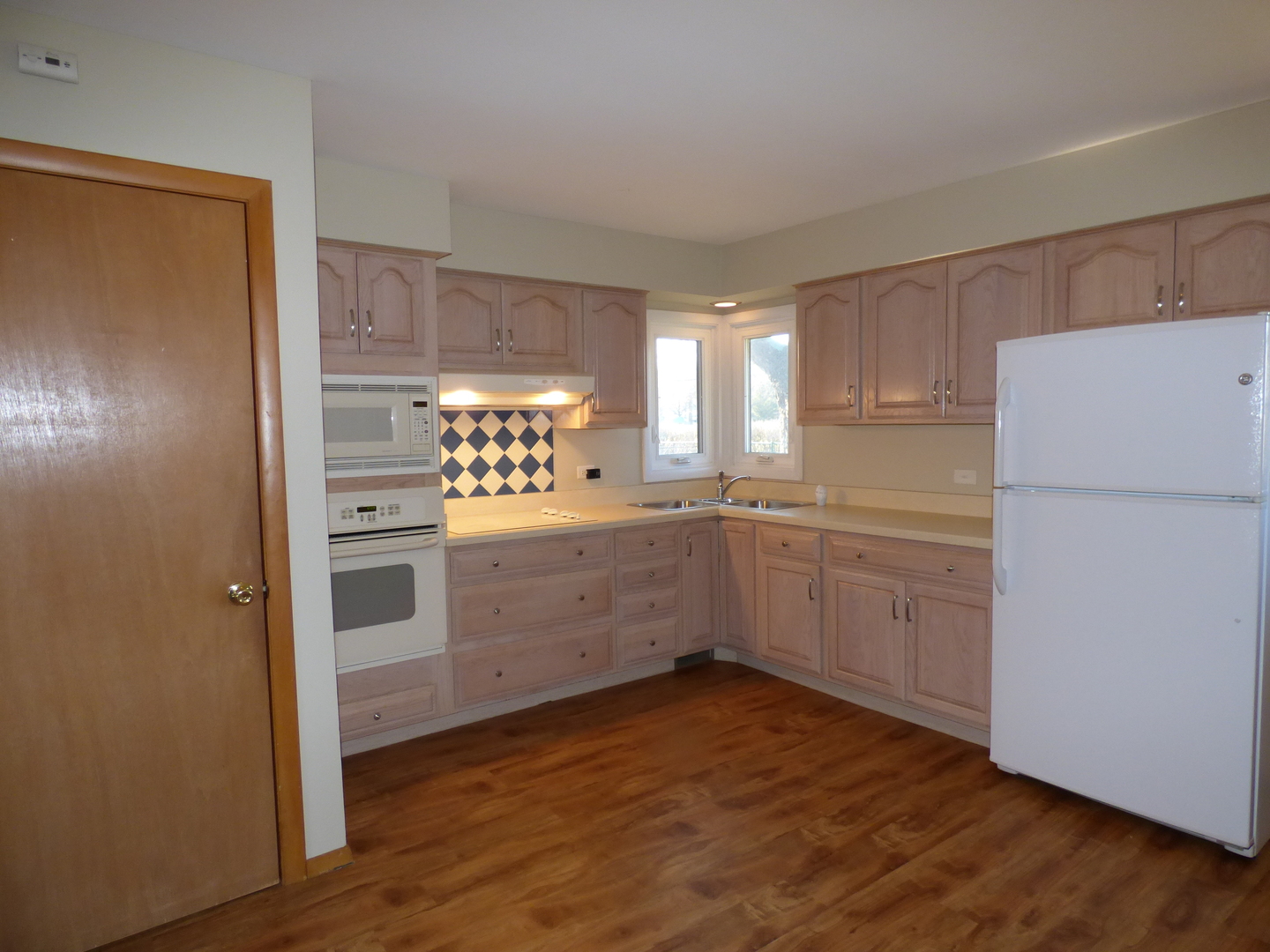 206 North Deneen Lane Mount Prospect, IL 60056 - Photo 4 of 15