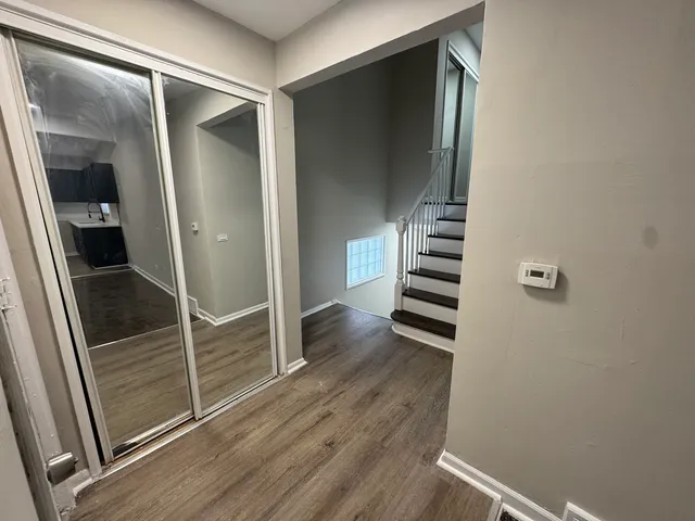 $3,100 | 15408 Dobson Avenue, Dolton, IL 60419