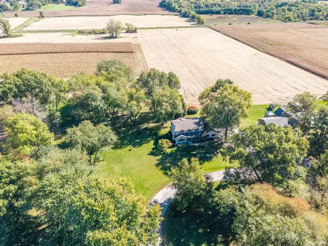 $490,000 | 7766 West Cir Drive North, Ligonier, IN 46767