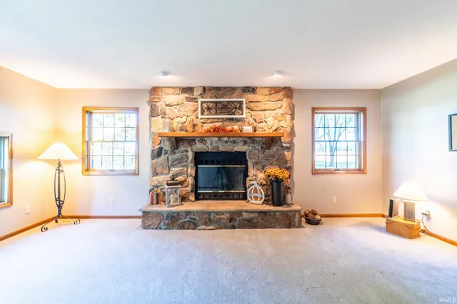$490,000 | 7766 West Cir Drive North, Ligonier, IN 46767