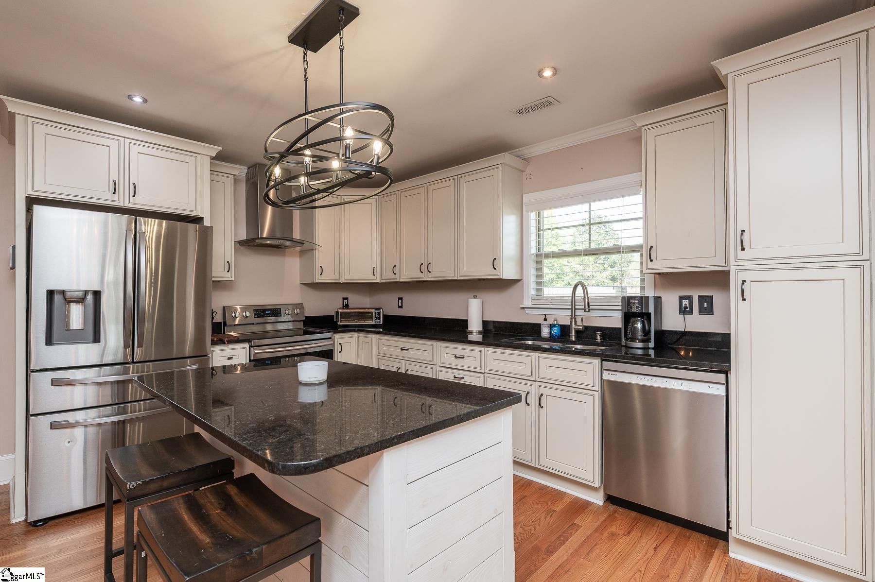 538 South Main Street Woodruff, SC 29388 - Photo 11 of 34
