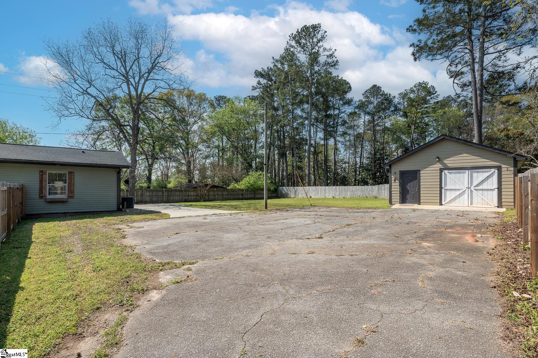 538 South Main Street Woodruff, SC 29388 - Photo 31 of 34