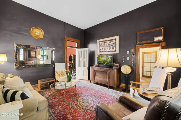 $1,250,000 | 204 East Deaderick Street, Jackson, TN 38301