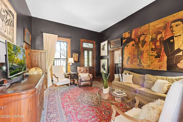$1,250,000 | 204 East Deaderick Street, Jackson, TN 38301