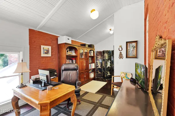 $1,250,000 | 204 East Deaderick Street, Jackson, TN 38301