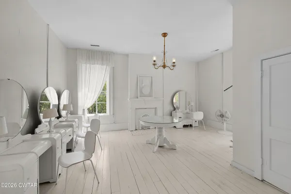 $1,250,000 | 204 East Deaderick Street, Jackson, TN 38301