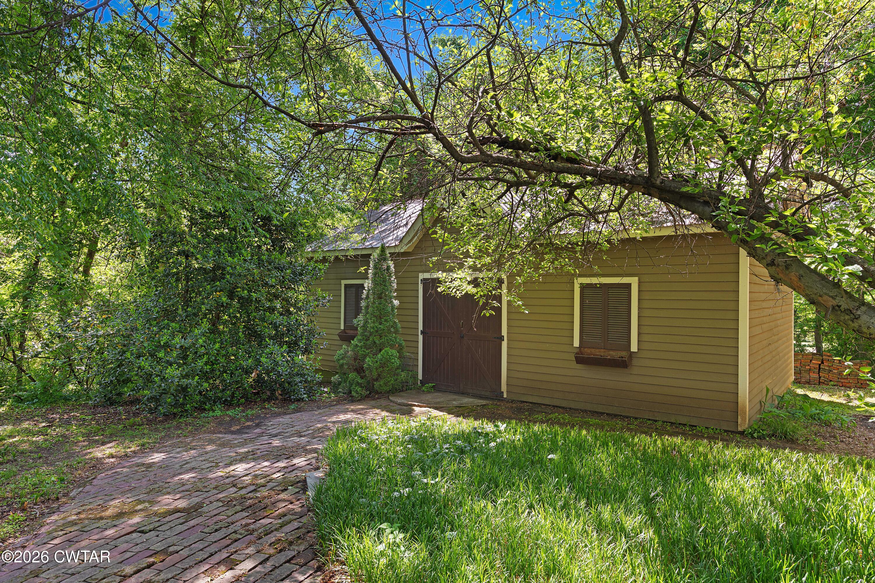 204 East Deaderick Street Jackson, TN 38301 - Photo 51 of 58 EN4A8960