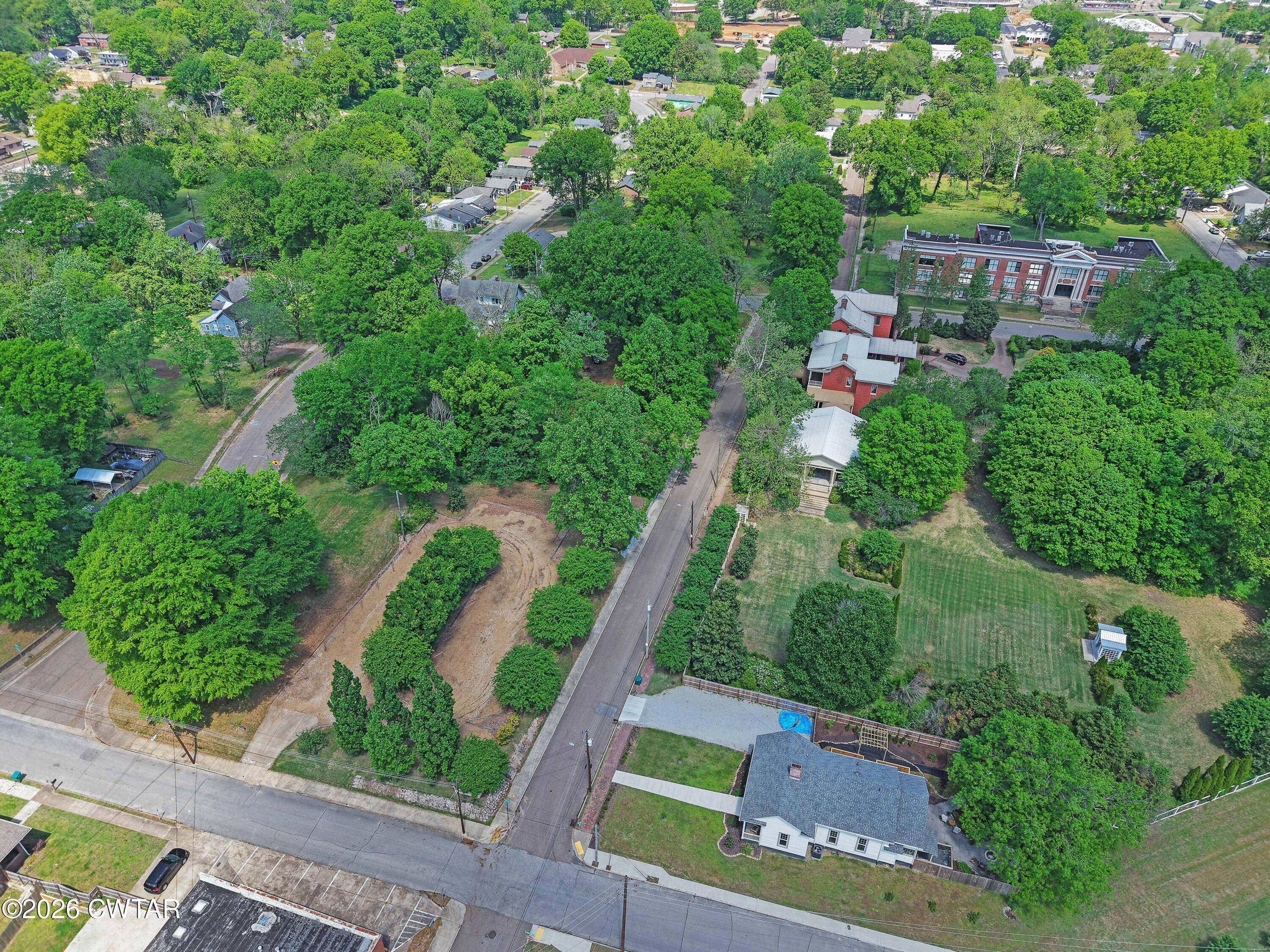 204 East Deaderick Street Jackson, TN 38301 - Photo 55 of 58 DJI_20260417122136_0163_D