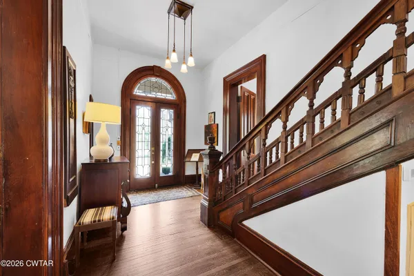 $1,250,000 | 204 East Deaderick Street, Jackson, TN 38301