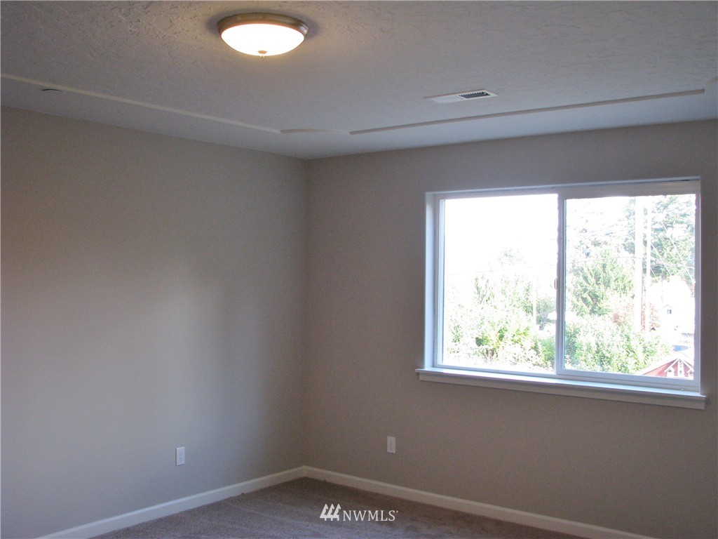 830 Decatur Street Southwest Olympia, WA 98502 - Photo 5 of 15 Gallery Image 5