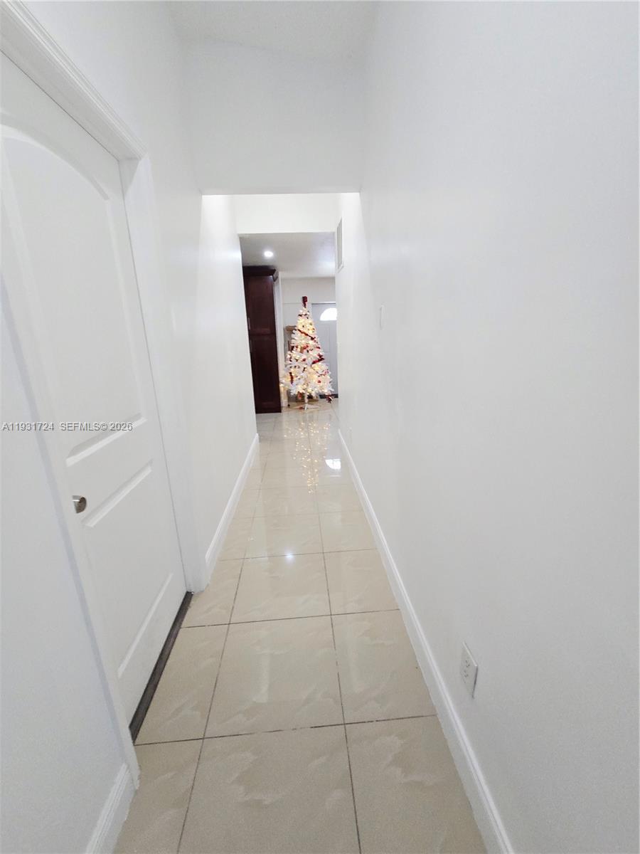 12374 Southwest 197th Terrace Miami, FL 33177 - Photo 6 of 18