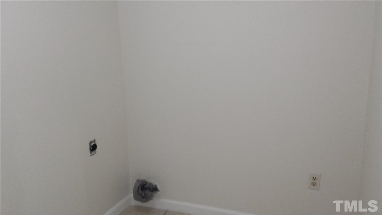 7205 Pinewood Lane Raleigh, NC 27616 - Photo 13 of 25 Gallery Image 13