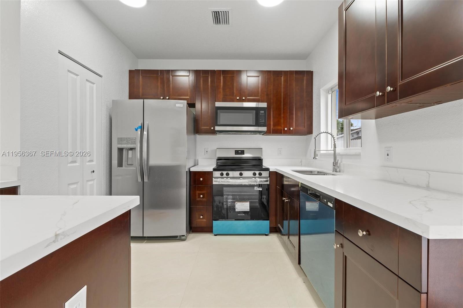 2359 Northwest 64th Street Miami, FL 33147 - Photo 9 of 43