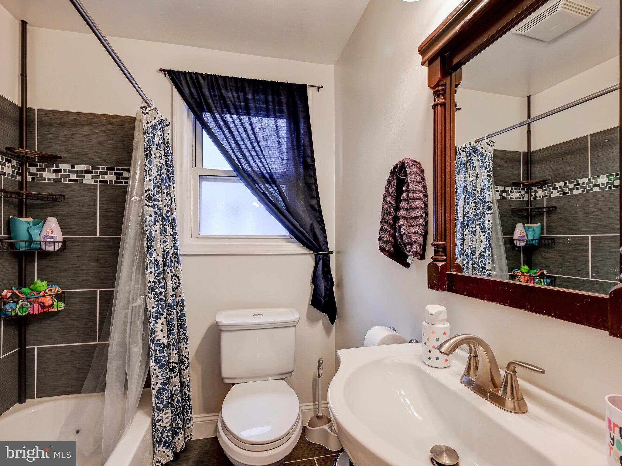 1904 Middleborough Road Baltimore, MD 21221 - Photo 18 of 37