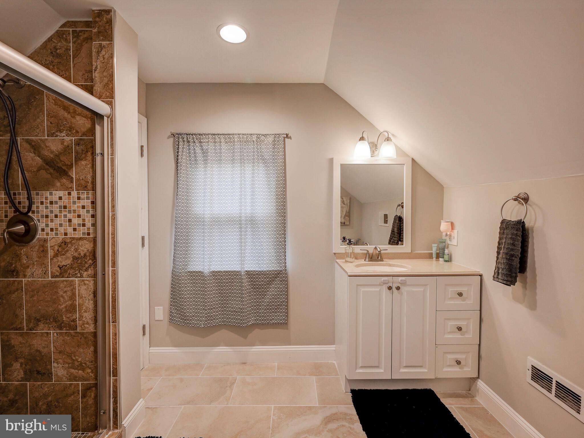 1904 Middleborough Road Baltimore, MD 21221 - Photo 24 of 37