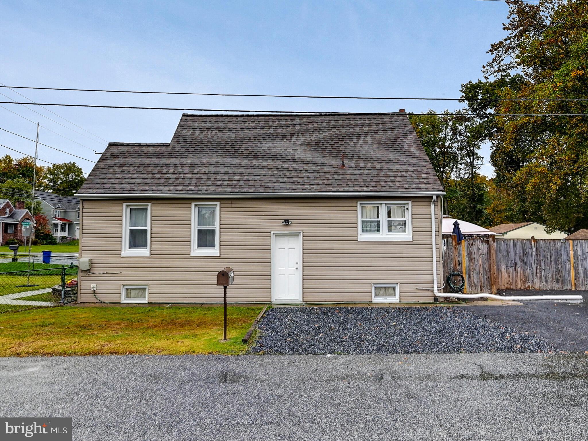 1904 Middleborough Road Baltimore, MD 21221 - Photo 36 of 37