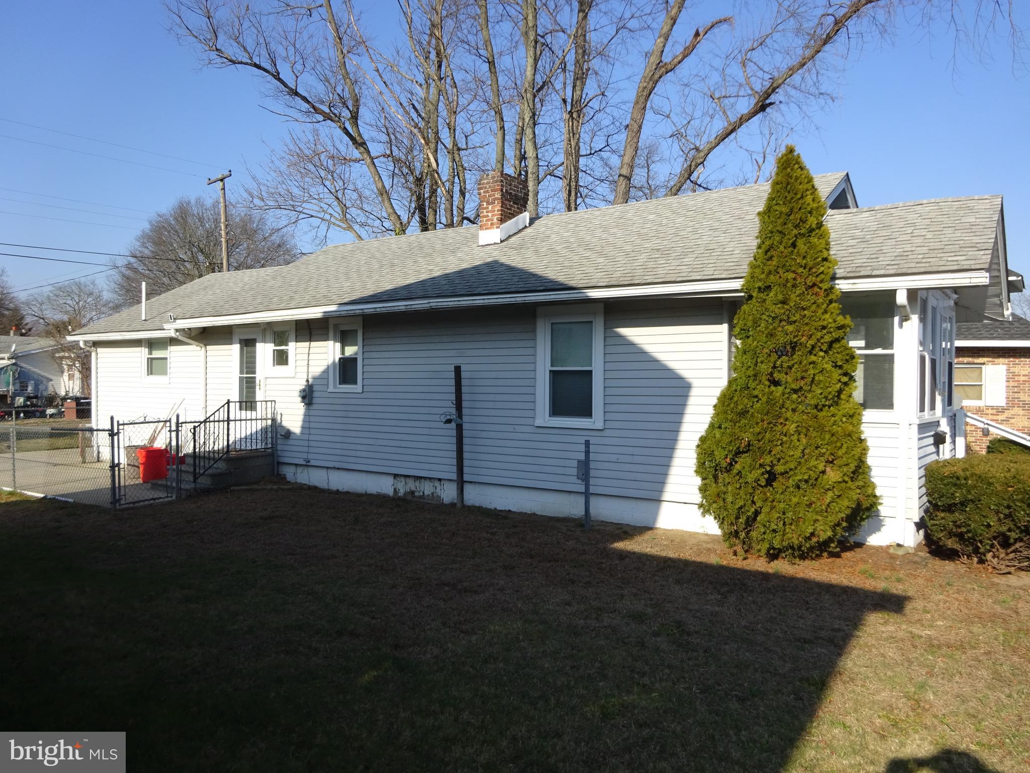 274 Johnson Street Carneys Point, NJ 08069 - Photo 2 of 56 Side Yard