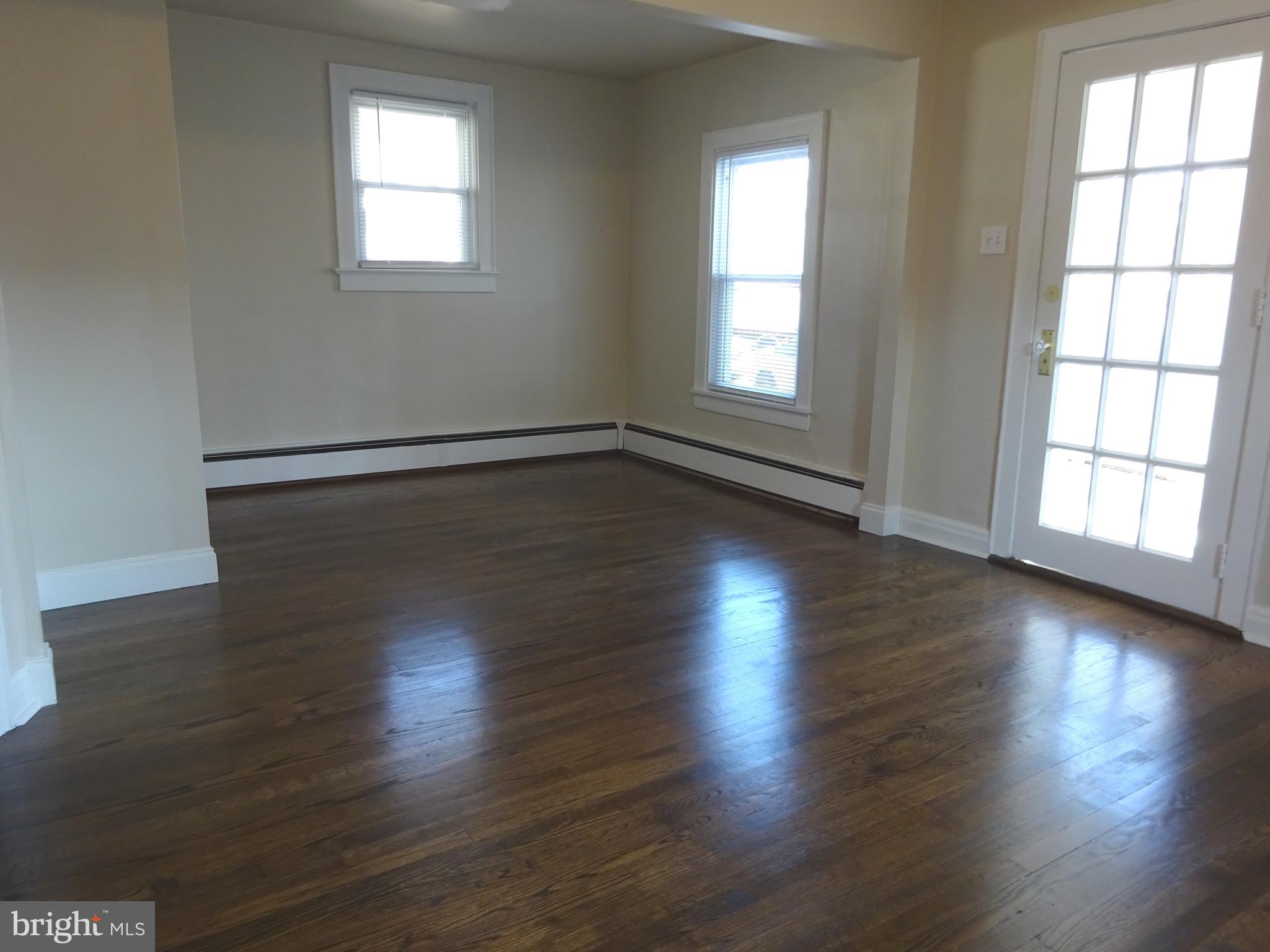 274 Johnson Street Carneys Point, NJ 08069 - Photo 20 of 56 Living Room / Door to Sun Room