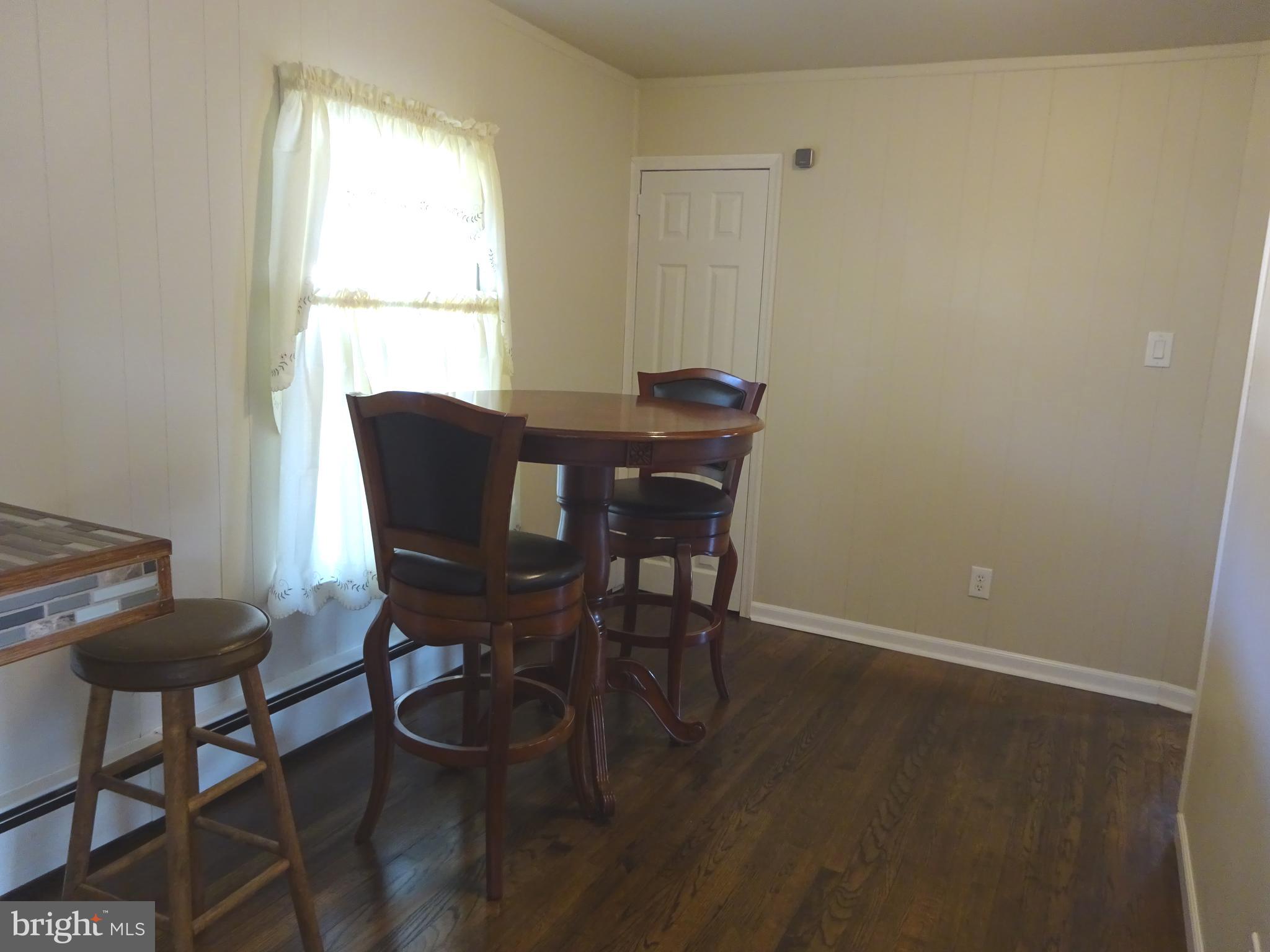 274 Johnson Street Carneys Point, NJ 08069 - Photo 23 of 56 Dining Room