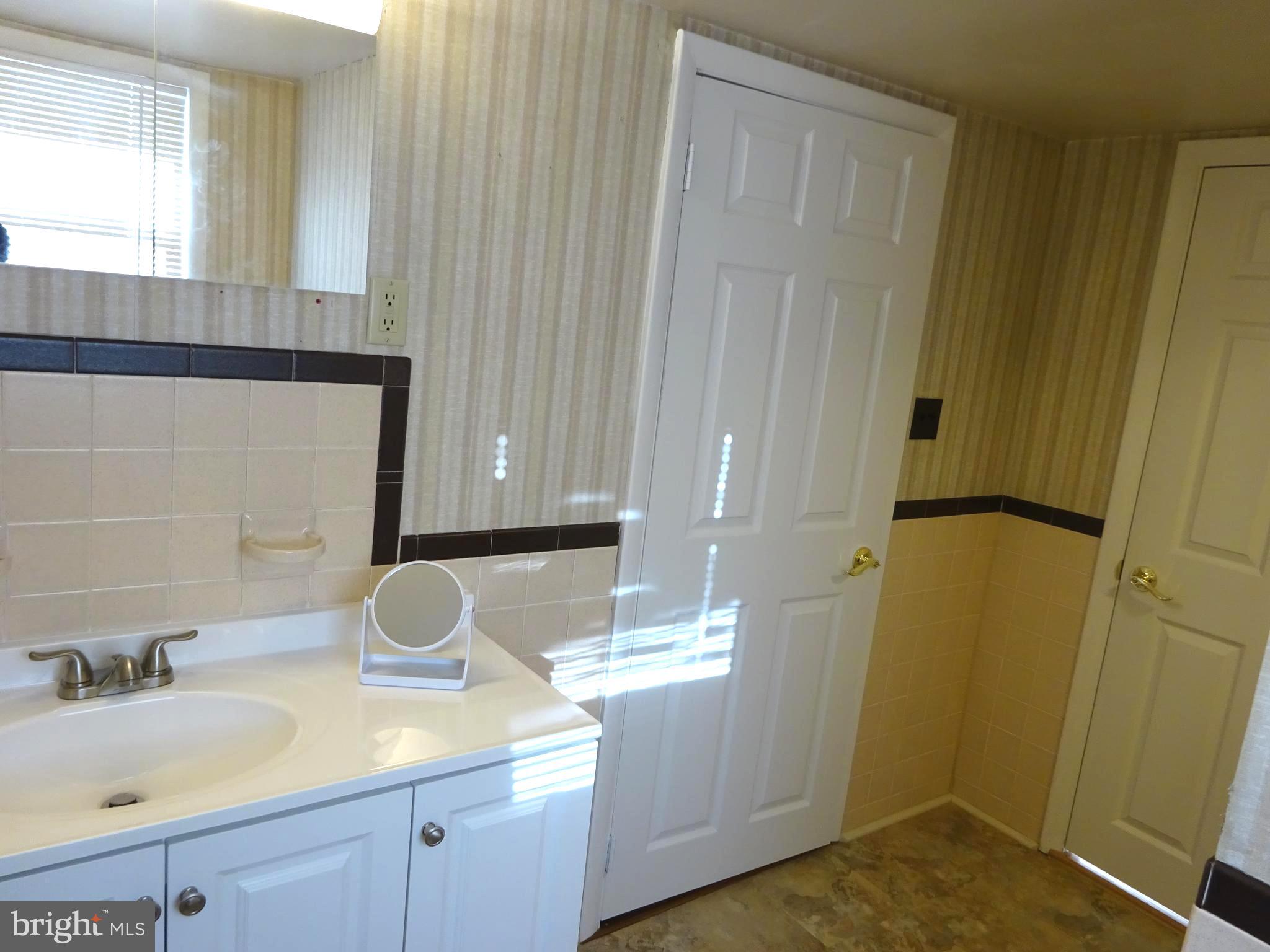 274 Johnson Street Carneys Point, NJ 08069 - Photo 51 of 56 Spacious Bathroom