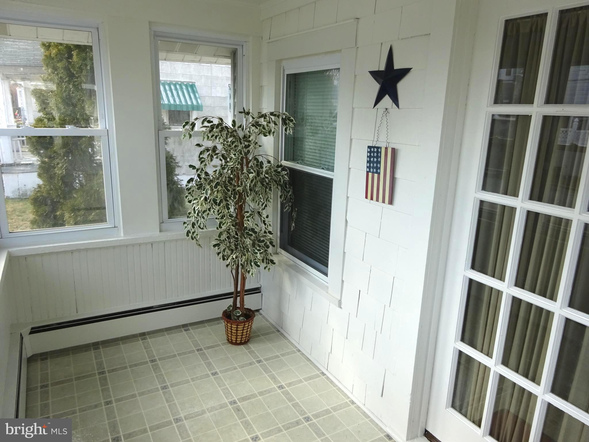 274 Johnson Street Carneys Point, NJ 08069 - Photo 9 of 56 Sun Room
