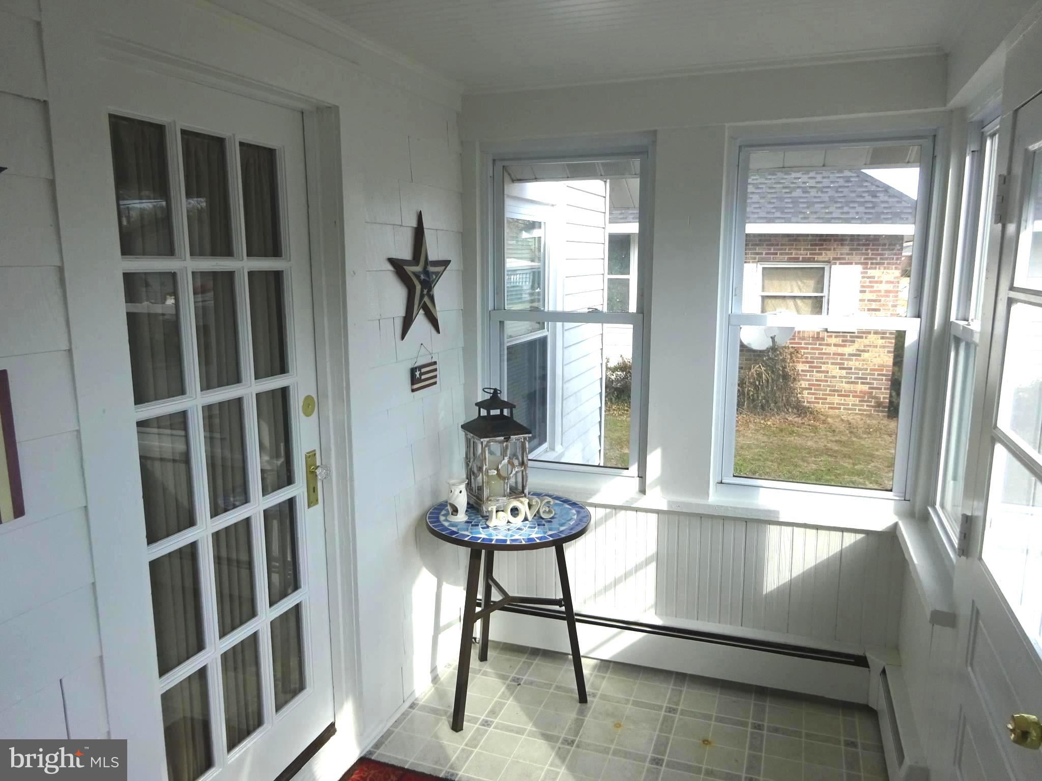 274 Johnson Street Carneys Point, NJ 08069 - Photo 10 of 56 Sun Room
