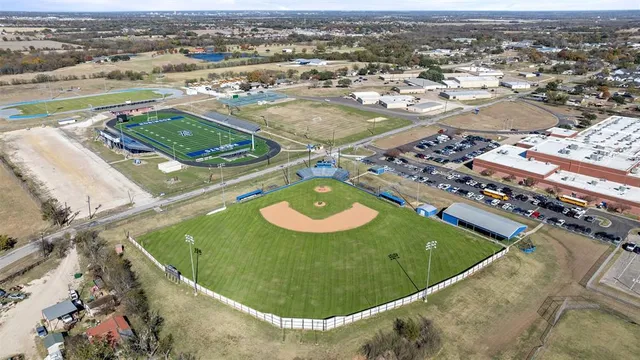 a picture of city view