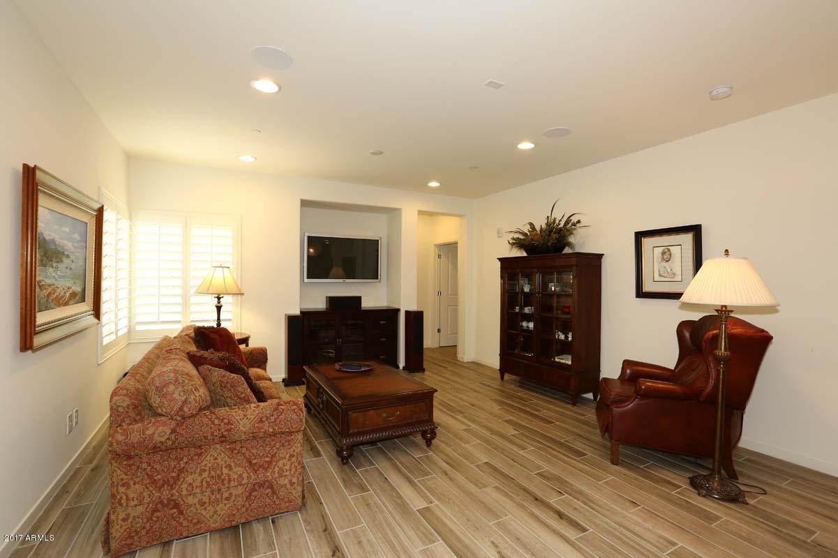 3935 East Rough Rider Road, Unit 1271 Phoenix, AZ 85050 - Photo 8 of 43 Great Room