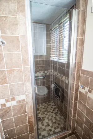 $290,000 | 9366 West County Road 1050, Elwood, IN 46036