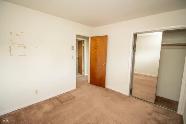 $290,000 | 9366 West County Road 1050, Elwood, IN 46036