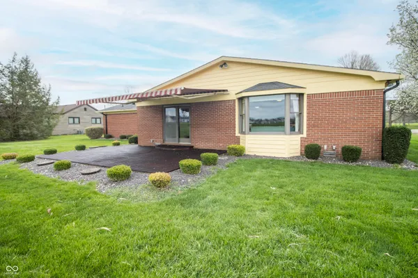 $290,000 | 9366 West County Road 1050, Elwood, IN 46036