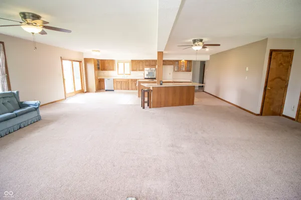 $290,000 | 9366 West County Road 1050, Elwood, IN 46036